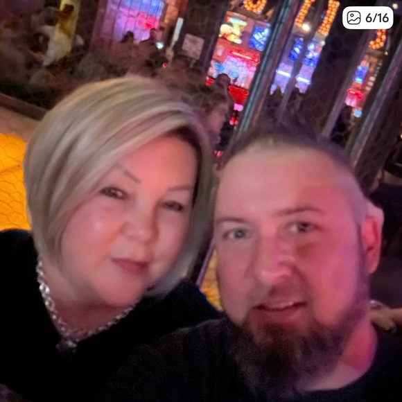 (Live show) happy Aloha Wednesday 2-24-26 🌺🌺🌺🌺 - Picture 4 of 10